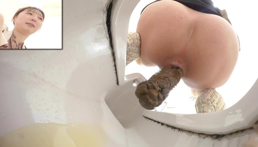 トイレのドアが開いていて気まずい状況に The Toilet Door is Open 2026 (BFEE-333) [FullHD/1920x1080]